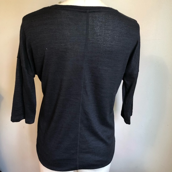 Kim Rogers 3/4 sleeve light weave sweater. - Picture 3 of 4